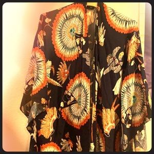 Feather poncho/kimono